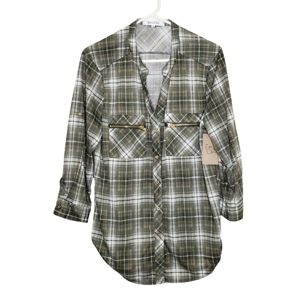 Eden & Olivia Tops - NWT Eden & Olivia Top